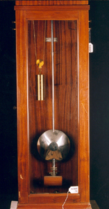 Péndulo astronómico de tiempo medio - Detalle